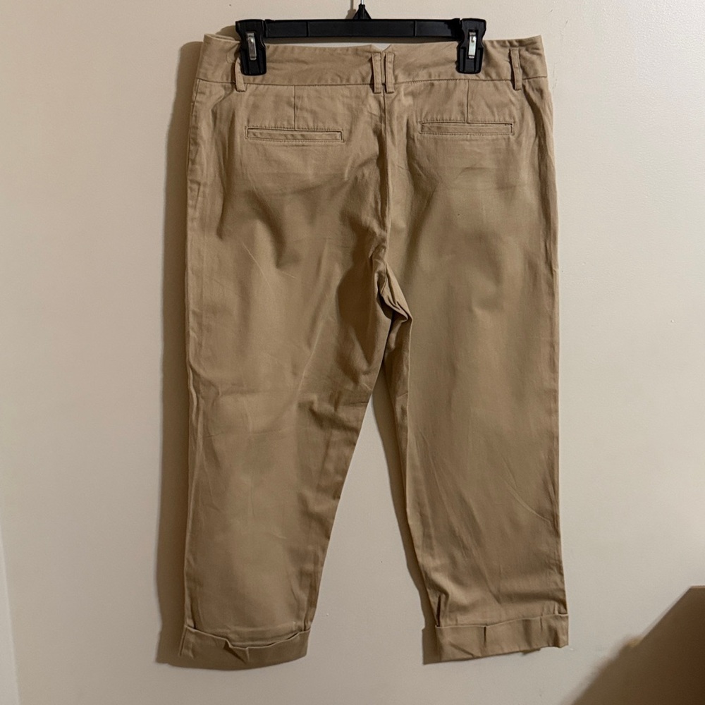 Ladies Capris - Picture 2 of 5